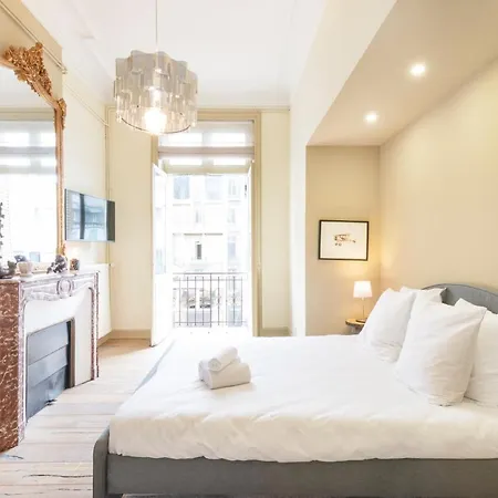 Le Palais De Saint-jean *