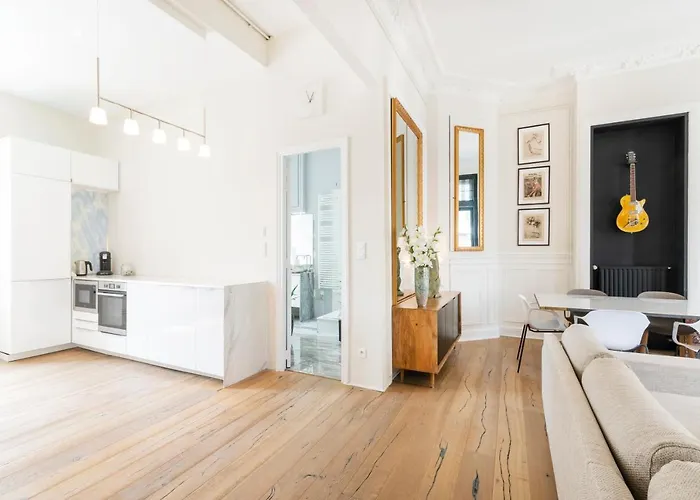 Le Palais De Saint-jean *