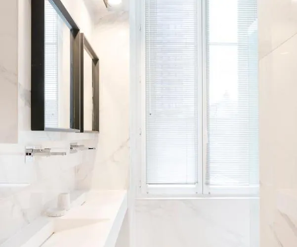 Le Palais De Saint-jean Daire